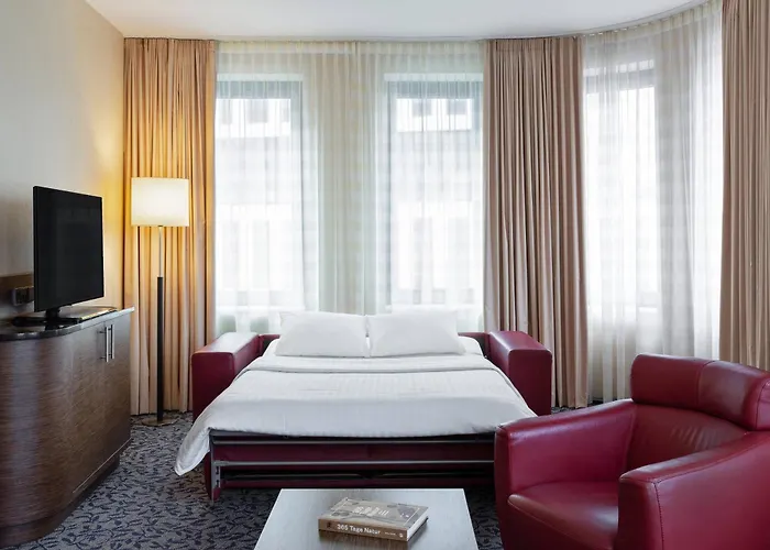 Courtyard By Marriott Prater/messe Готель 4*